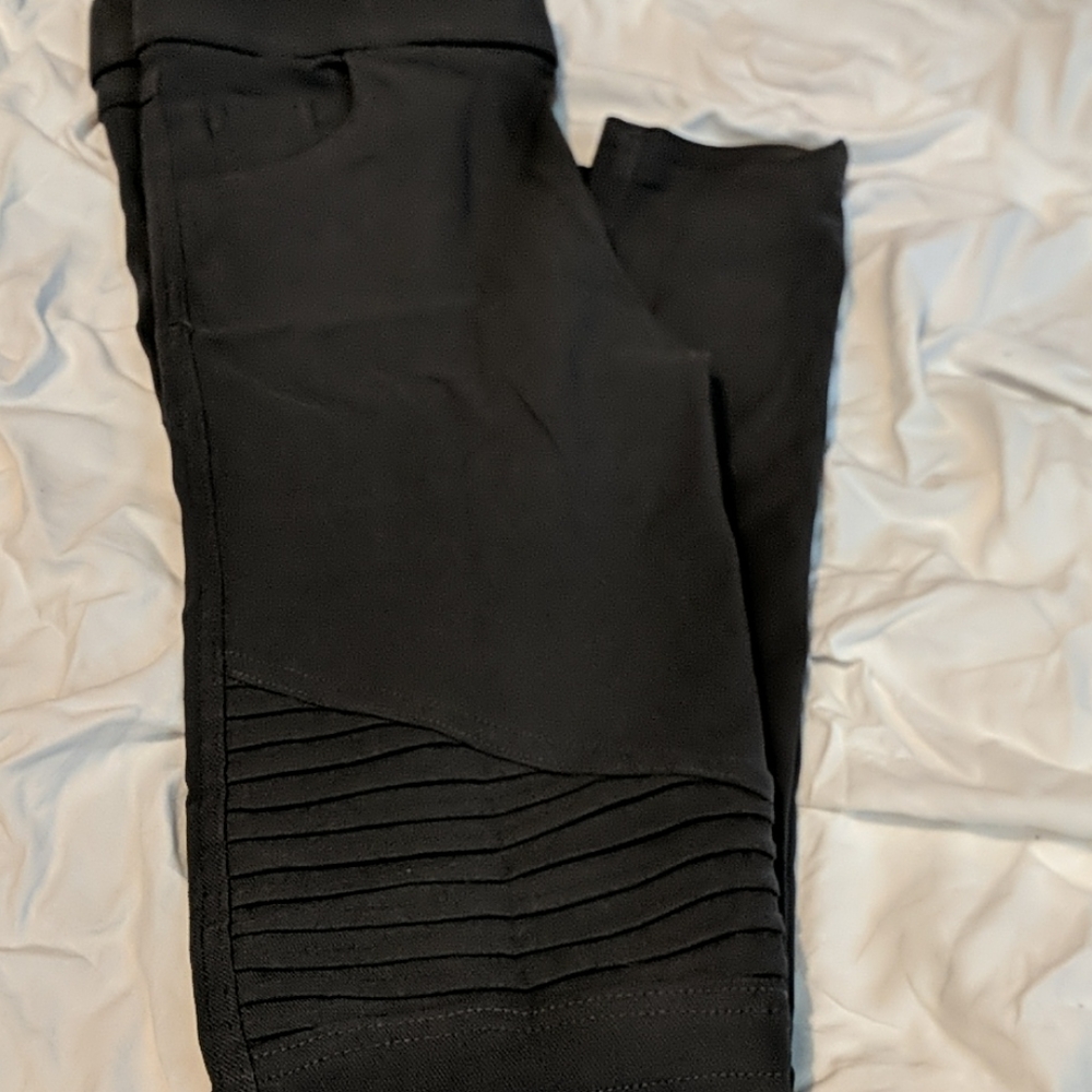 NWOT Dark Grey Moto Leggings